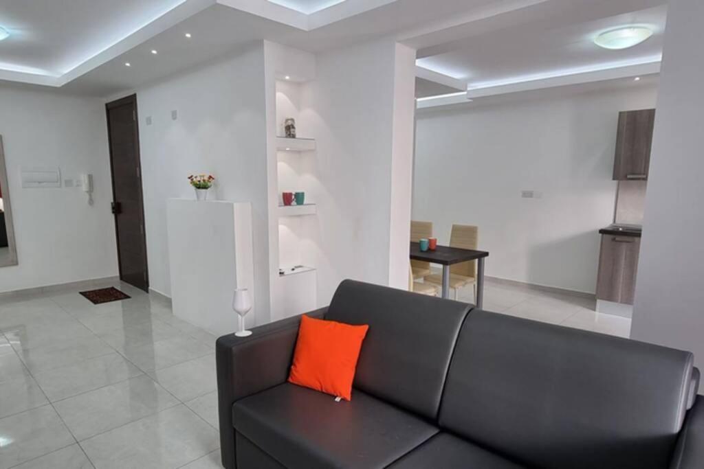 Seaview 2 Double Bedroom Modern Apartment Σεντ Πόλς Μπέι Εξωτερικό φωτογραφία